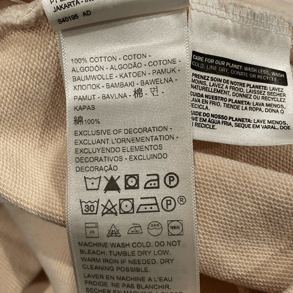 Women's Levi's Oversized Sweatshirt Size Small (Fits REALLY Big) - Picture 5 of 5